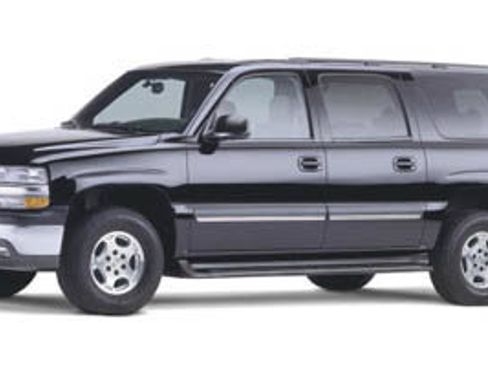 Used 2005 Chevrolet Suburban LS w/ Preferred Equipment Group AWD/4WD image 1
