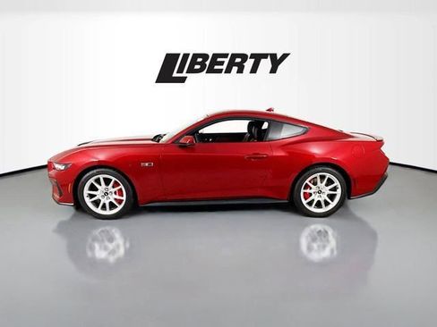 Used 2024 Ford Mustang GT Premium image 4