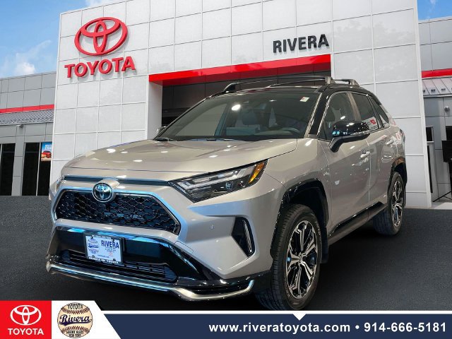 Certified 2025 Toyota RAV4 XSE w/ Premium Package AWD/4WD image 4