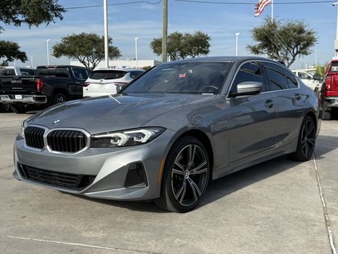 Used 2024 BMW 330i Sedan w/ Convenience Package image 9