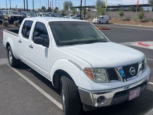 Used 2008 Nissan Frontier SE w/ SE Value Truck Pkg image 2
