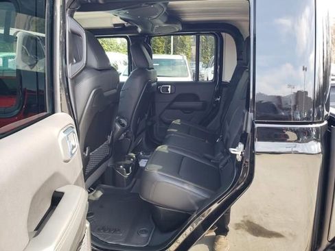 New 2026 Jeep Gladiator Sport image 7