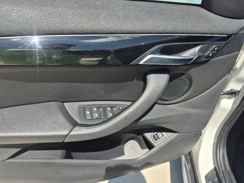 Used 2019 BMW X1 sDrive28i w/ Convenience Package FWD image 12