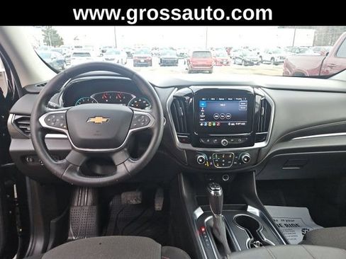 Used 2020 Chevrolet Traverse LT w/ Driver Confidence II Package AWD/4WD image 29