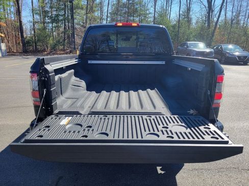 New 2025 Nissan Frontier SV w/ SV Convenience Package image 8