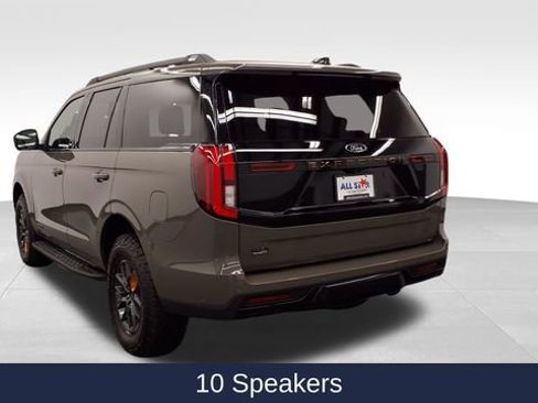 Used 2025 Ford Expedition Tremor image 6