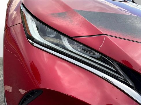 Used 2021 Toyota Venza XLE w/ Softex Package AWD/4WD image 31