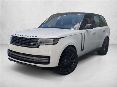New 2025 Land Rover Range Rover SE