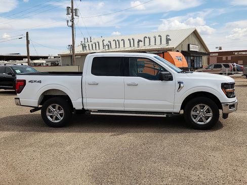 Used 2024 Ford F150 XLT w/ Tow/Haul Package image 5