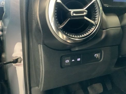 New 2026 Chevrolet Equinox EV LT w/ Comfort Package image 16