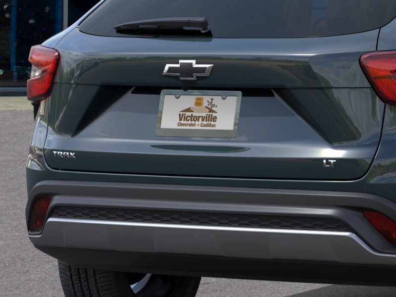 New 2026 Chevrolet Trax LT w/ Sunroof Package FWD image 14