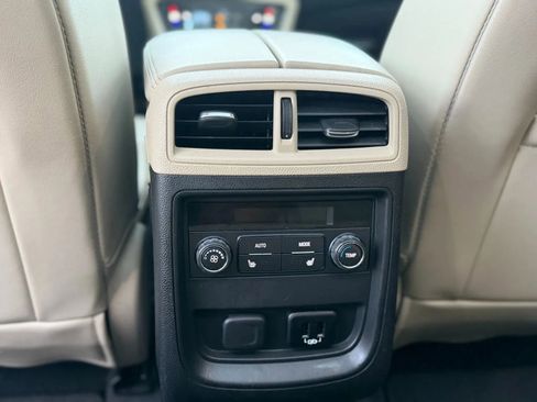 Used 2017 Buick Envision Essence image 35