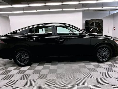 New 2026 Nissan Sentra SV w/ SV Convenience Package FWD image 19