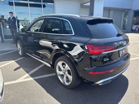 Certified 2023 Audi Q5 2.0T Premium Plus w/ Premium Plus Package AWD/4WD image 4