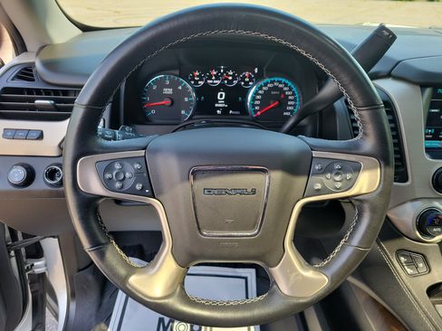 Used 2019 GMC Yukon Denali w/ Open Road Package AWD/4WD image 22