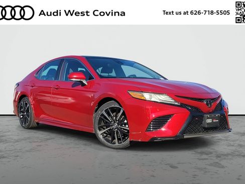 Used 2019 Toyota Camry XSE image 1