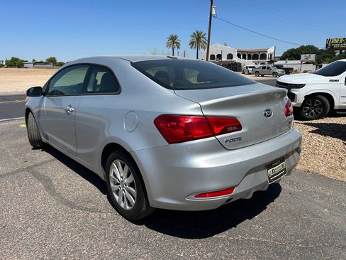 Used 2015 Kia Forte Koup EX image 3
