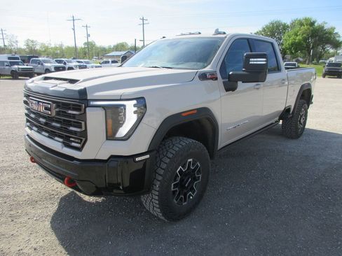 New 2026 GMC Sierra 2500 AT4X AWD/4WD image 11