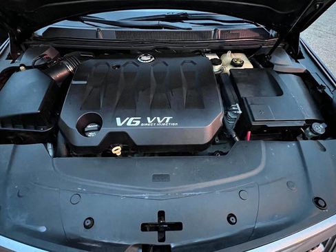 Used 2013 Cadillac XTS Luxury image 32