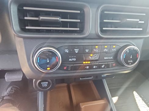 Used 2024 Ford Maverick Lariat FWD image 17