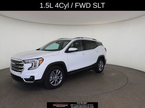 Used 2023 GMC Terrain SLT image 3