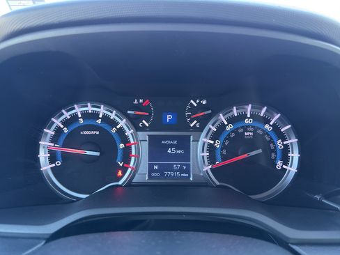 Used 2018 Toyota 4Runner SR5 Premium AWD/4WD image 14