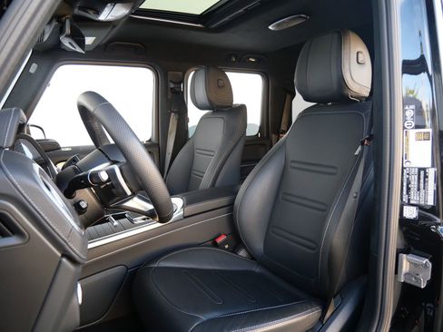 Used 2025 Mercedes-Benz G 580 w/ EQ Technology image 15