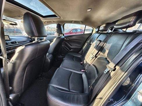 Used 2015 MAZDA MAZDA3 i Grand Touring image 25