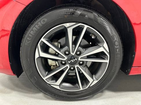 Used 2024 Kia Forte LXS image 57