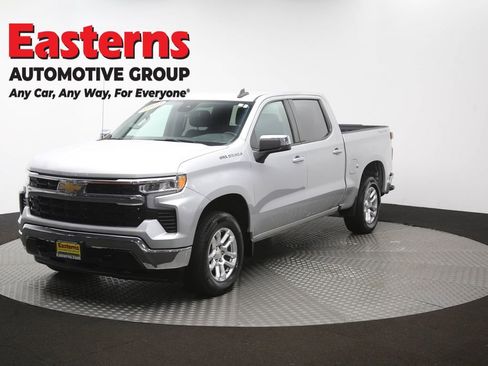 Used 2022 Chevrolet Silverado 1500 LT AWD/4WD image 57