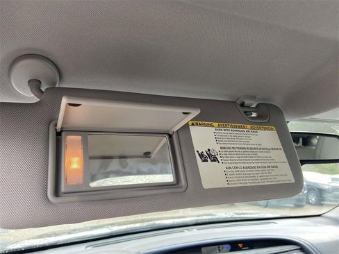 Used 2015 Toyota Highlander XLE image 30