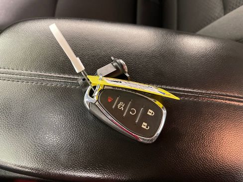 Used 2024 Chevrolet Malibu LT image 24