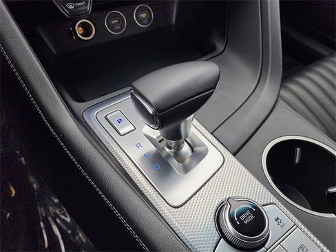 Used 2023 Genesis G70 3.3T image 21