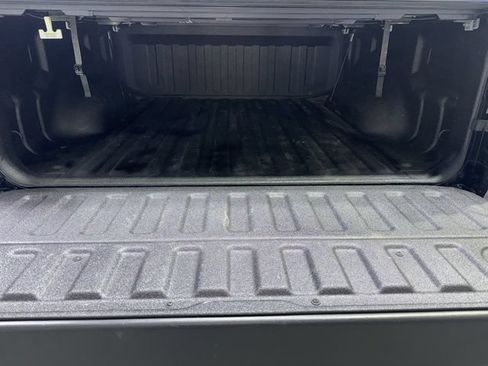 Used 2022 RAM 1500 Limited w/ Body-Colour Bumper Group AWD/4WD image 27