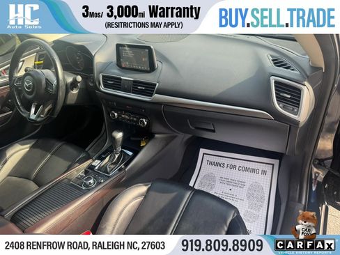 Used 2018 MAZDA MAZDA3 Touring FWD image 22