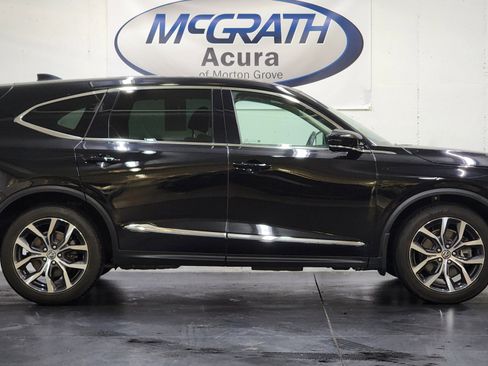 Used 2024 Acura MDX SH-AWD w/ Technology Package image 3