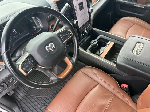 Used 2023 RAM 3500 Limited image 10