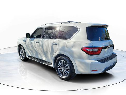 Certified 2022 Nissan Armada SL w/ Captain's Chairs Package image 4