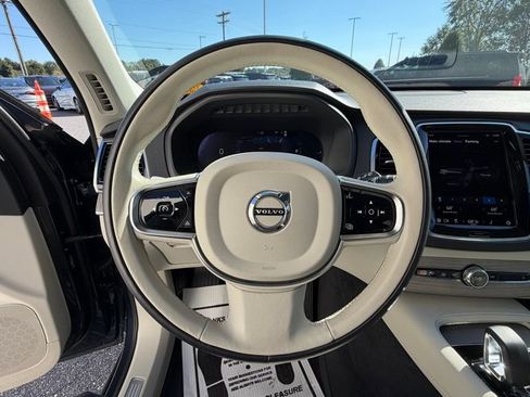 Used 2025 Volvo XC90 T8 Plus w/ Protection Package image 6