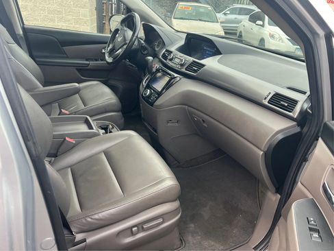 Used 2014 Honda Odyssey EX-L image 25