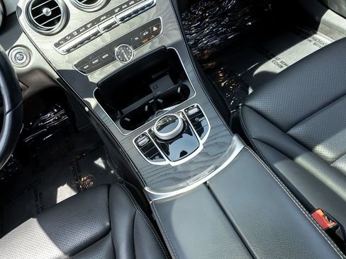 Used 2021 Mercedes-Benz C 300 Sedan image 17