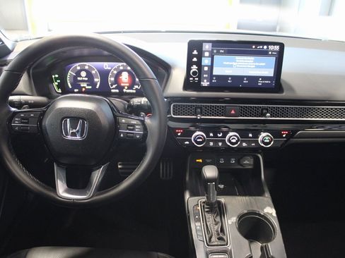 Used 2025 Honda Civic Sport Touring image 24