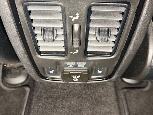 Used 2022 Dodge Durango GT AWD/4WD image 13