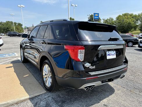 Used 2022 Ford Explorer King Ranch w/ Premium Technology Package AWD/4WD image 6