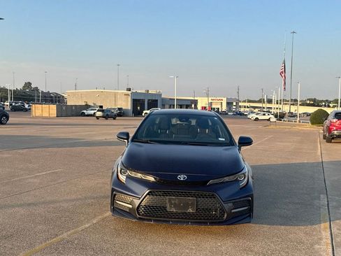 Used 2021 Toyota Corolla SE FWD image 5