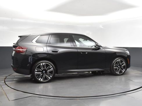 Certified 2025 BMW X3 xDrive30i w/ Premium Package AWD/4WD image 8