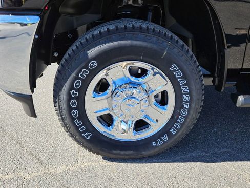 New 2026 RAM 2500 Tradesman AWD/4WD image 9