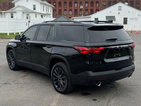Used 2023 Chevrolet Traverse RS w/ LPO, Floor Liner Package AWD/4WD image 7