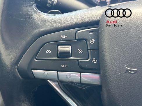 Used 2020 Cadillac XT6 Premium Luxury image 21