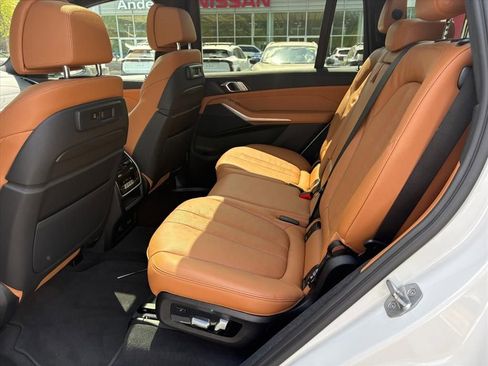 Used 2022 BMW X7 xDrive40i w/ M Sport Package AWD/4WD image 18
